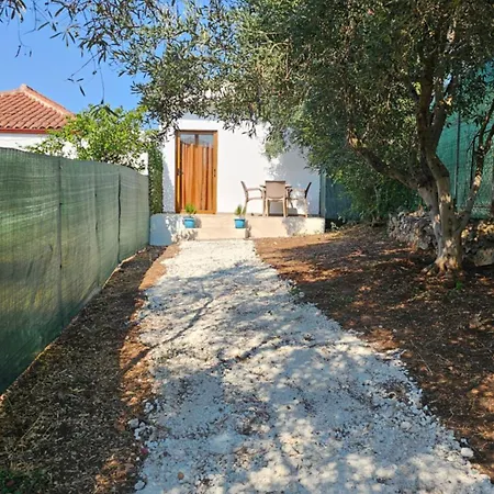 Finnley's Ksamil